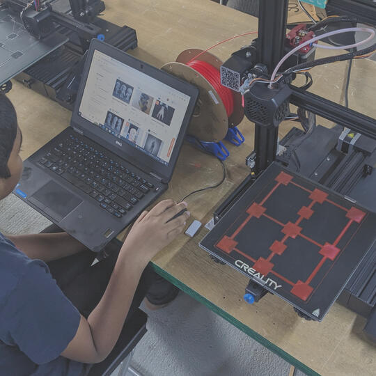 3d Printing Class Student Learning Basics of 3d Printing